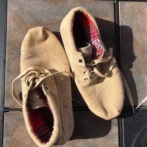 men’s toms